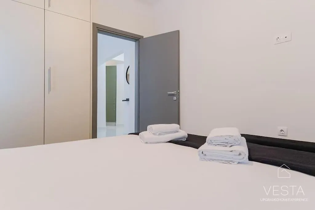 Lejlighed Theofilos Urban Apartment, Close To City Center Thessaloníki